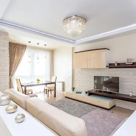 Apartland Griboedova מינסק