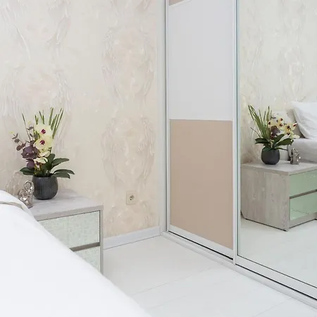 Apartland Griboedova מינסק