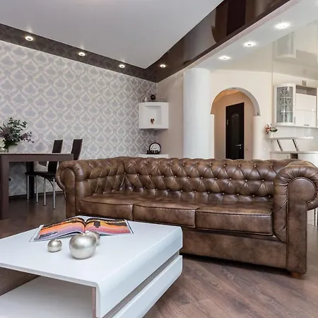 Apartland Griboedova מינסק