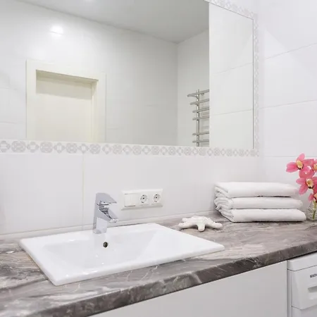 Apartland Griboedova Apartment