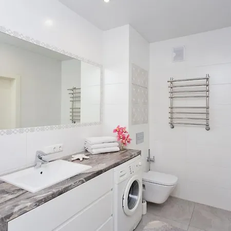 Apartland Griboedova דירה