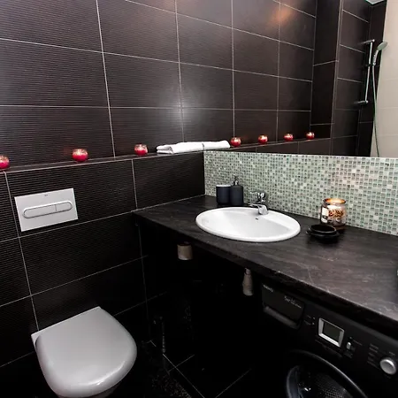 Apartland Griboedova * מינסק